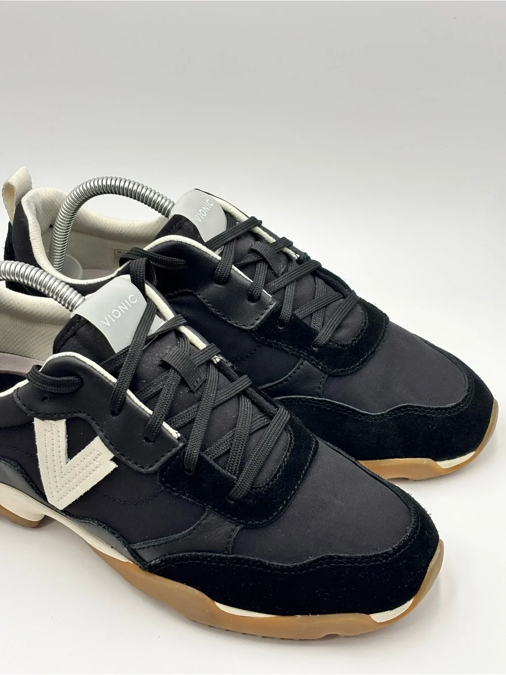 VIONIC Walk Slim Glide Walking Black and White Shoes Size 9